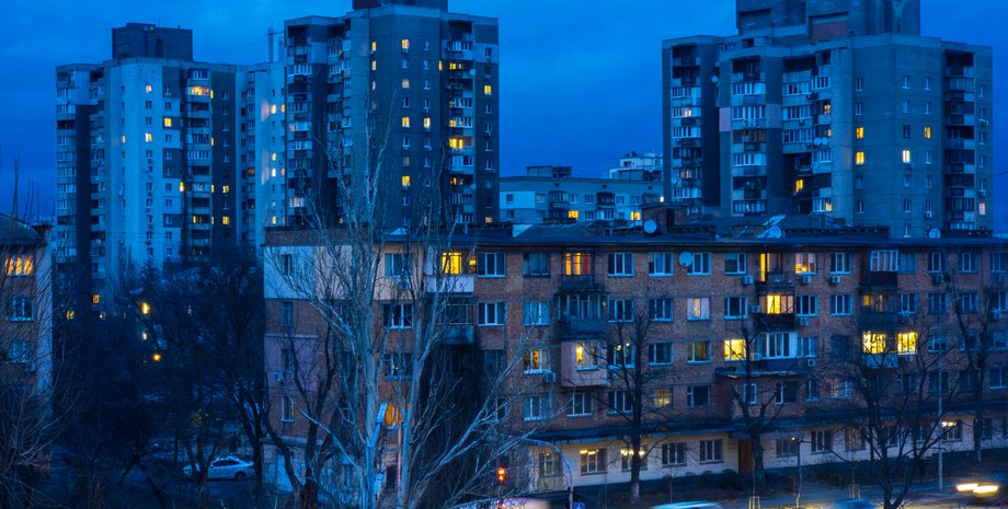 відключення світла, блекаут, електрика, війна РФ проти України, ДТЕК, енергосистема