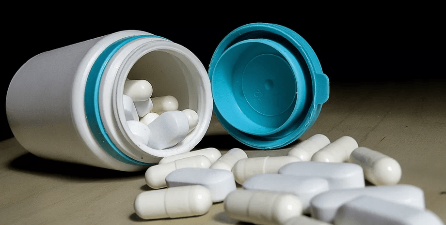 таблетки, лекарства, пилюли