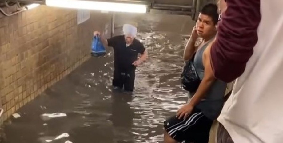 Нью-Йорк, метро, затоплення,