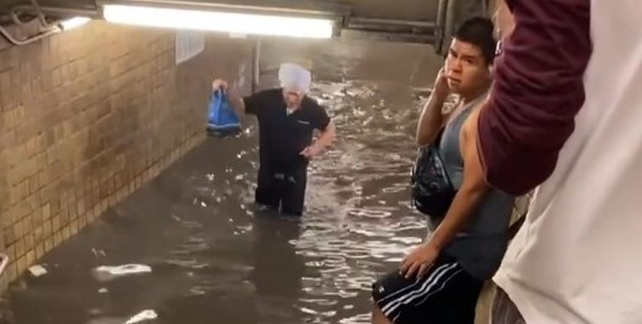 Нью-Йорк, метро, затопление,