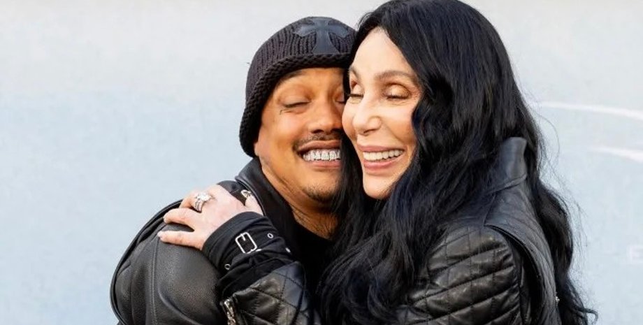 Шер одружується