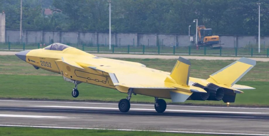 Китайський винищувач J-20A, J-20A НВАК, J-20A Китай, літак J-20A