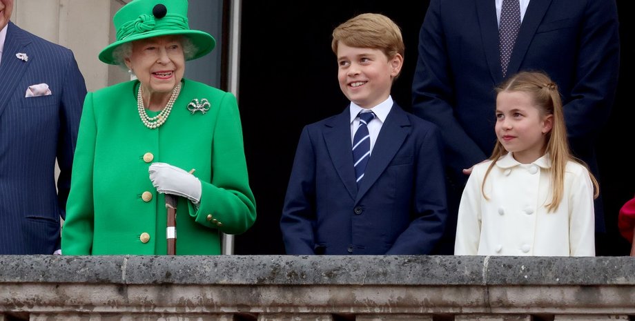 королева єлизавета, принц джордж, принцеса шарлотта