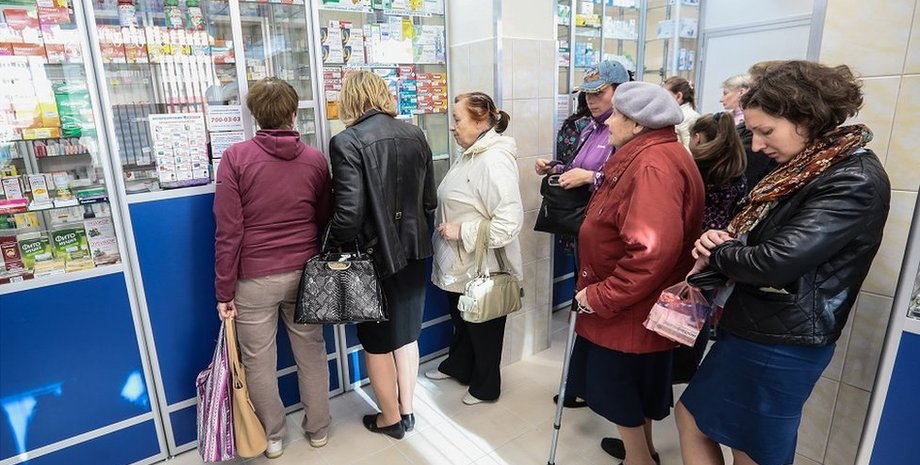 Черги в аптеках Києва