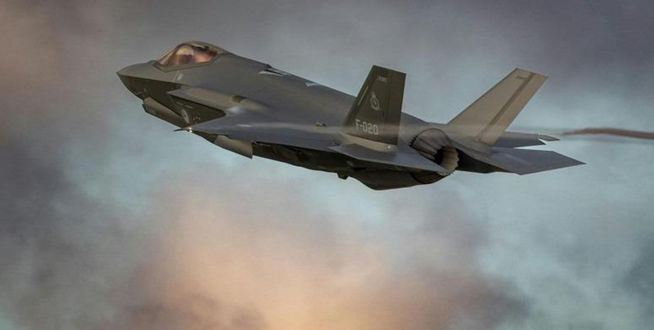 истребитель, учения НАТО, Steadfast Noon