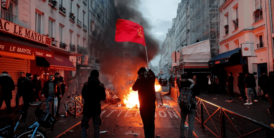 митинг, париж, франция, акция протеста, митингующие
