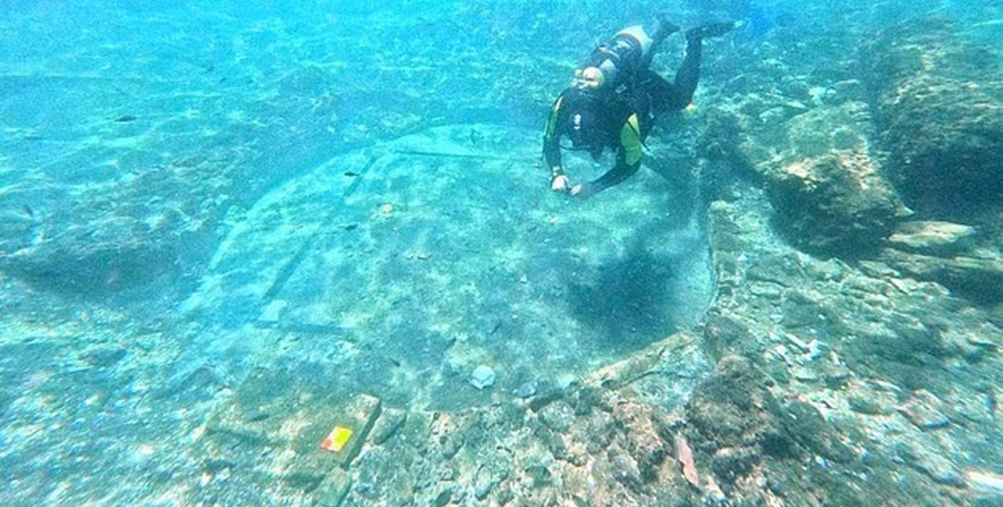 Через 2000 років на дні океану знайдено лазню Цицерона: як вона збереглася0