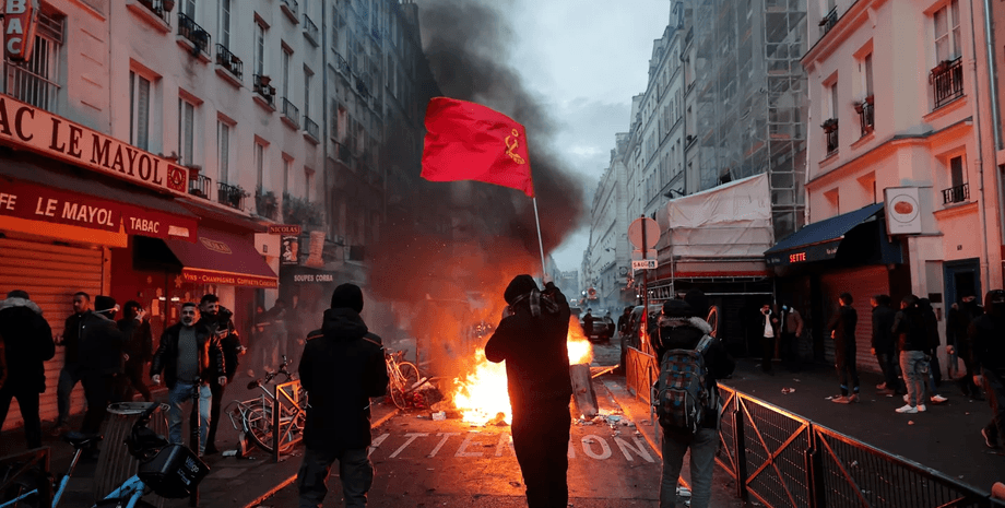 митинг, париж, франция, акция протеста, митингующие