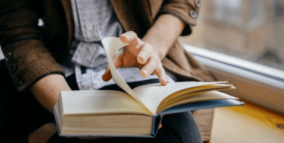 Почти 70% украинцев стали больше интересоваться историей за последний год