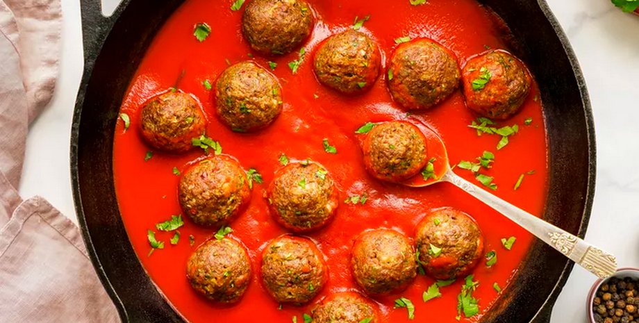 Фрикадельки с соусом, итальянские фрикадельки, фрикадельки в томатном соусе