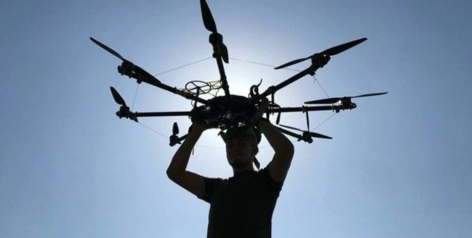 R18, октокоптер R18, дрон R18