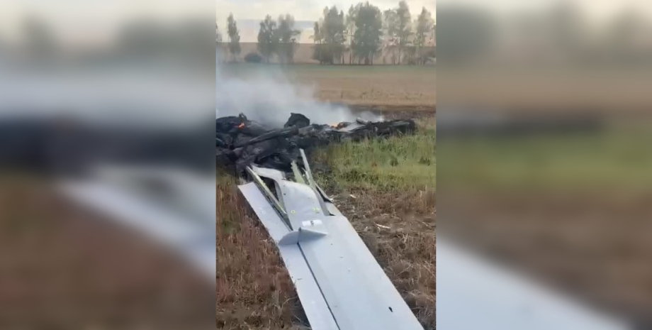 El dron de Orion no solo puede reconocer, sino también llevar misiles de aviació...