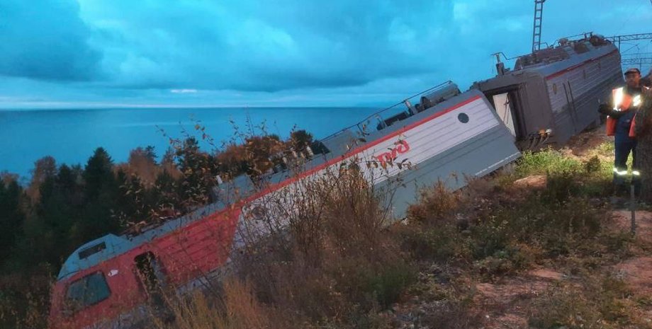 Бурятия, поезд, железная дорога, авария, сход с рельсов, Россия, РФ