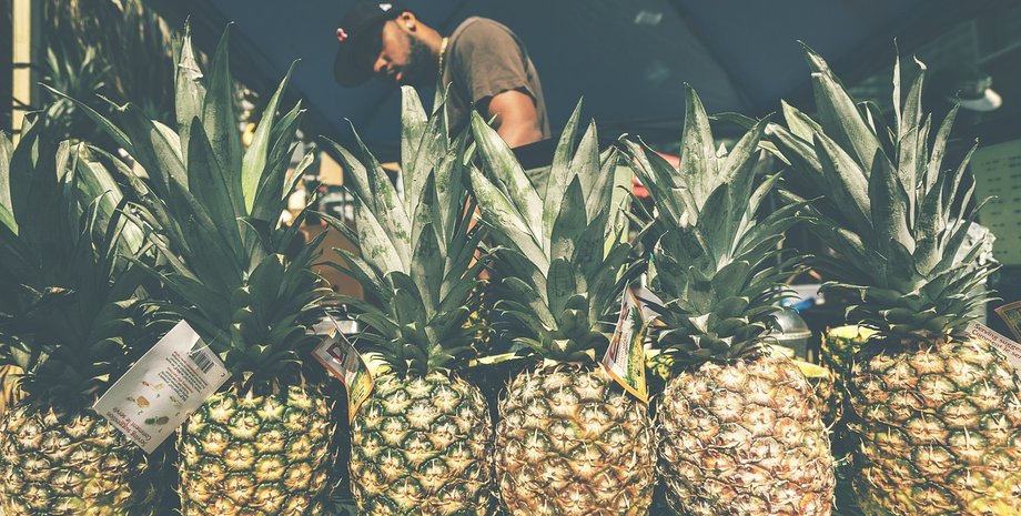 Ананасы, фото