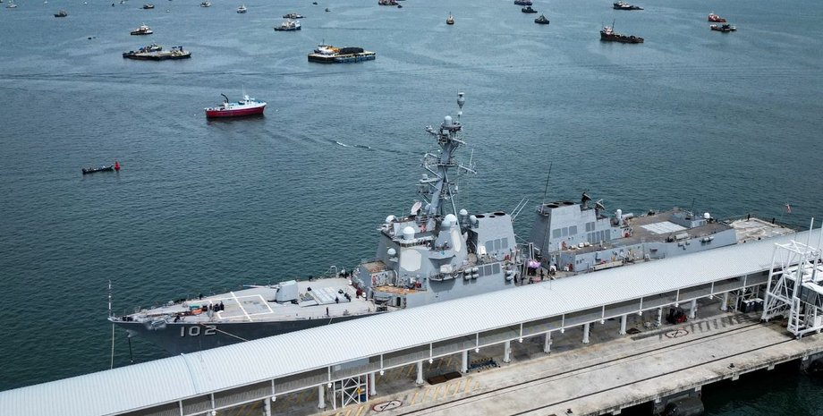 США масово перекидають елітні спецвійська ближче до Венесуели Війна США Венесуела