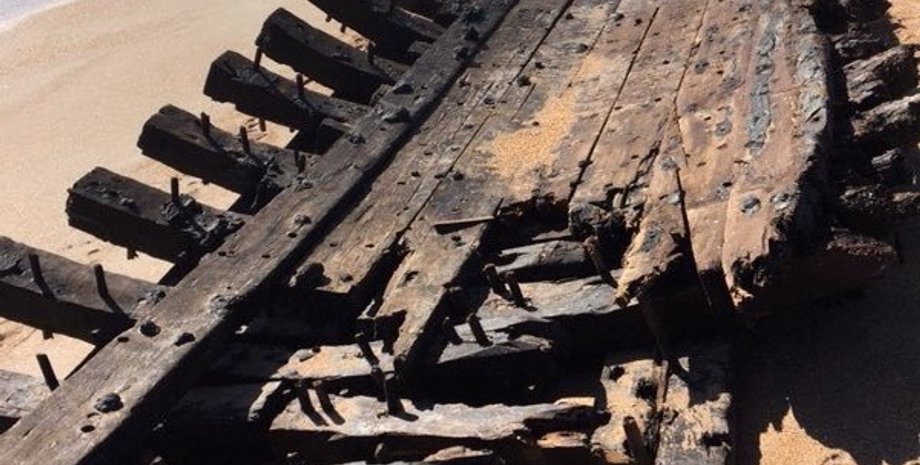 twitter.com/brittneyANjax