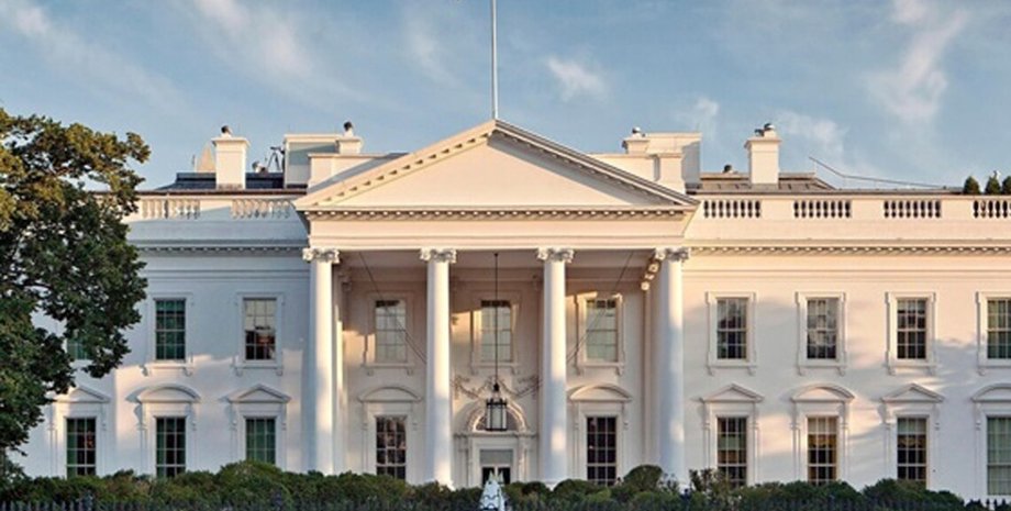 Белый дом, флаг США
