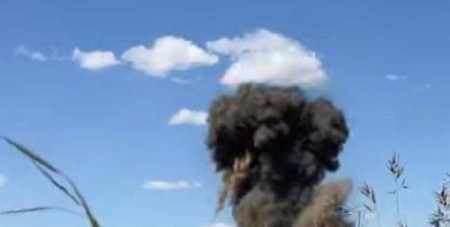 горит бензовоз