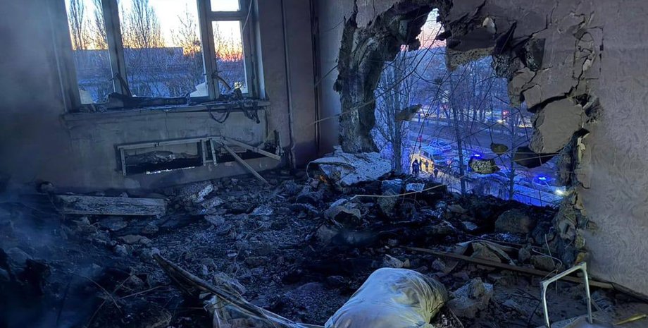 Руйнування в Чернігівській області Попадання в будинок у Чернігові