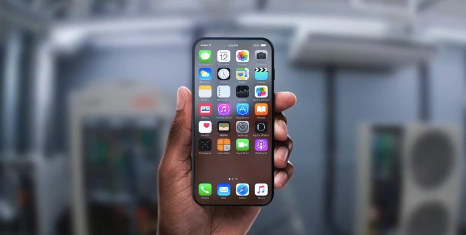 iPhone в руке iPhone и Android функции ОС iOS 26