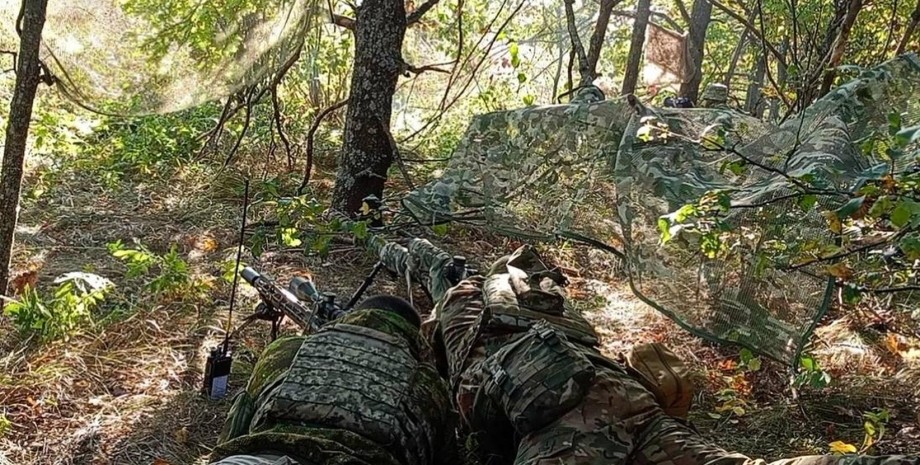 Gli scout stabiliscono chiaramente il momento in cui i soldati russi erano nel t...