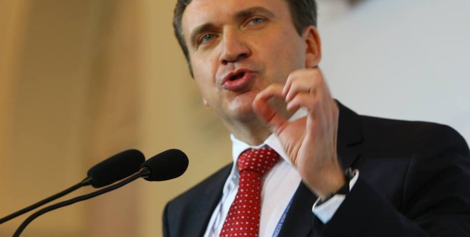 facebook.com/pavlo.sheremeta