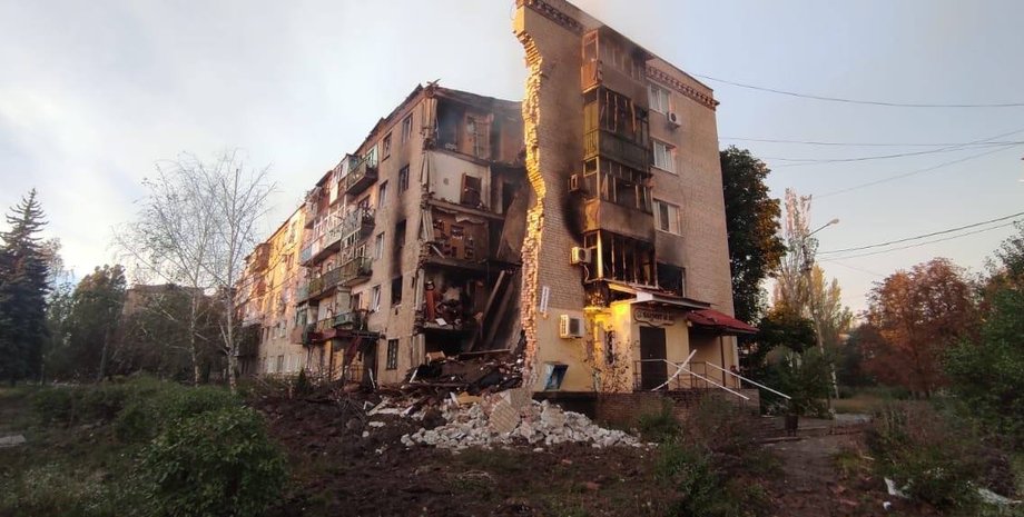 Многоэтажка в Бахмуте, бахмут многоэтажка, дом бахмут, бахмут дом