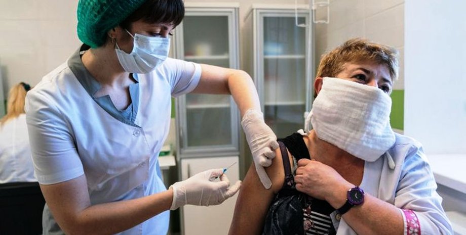 вакцинация, прививка от коронавируса, тысяча гривен вакцинированным