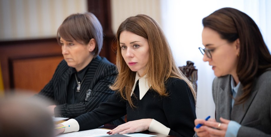 Гринчук перебуває в Україні - ексміністерка енергетики спростувала чутки про втечу за кордон Ексміністерка енергетики Світлана Гринчук