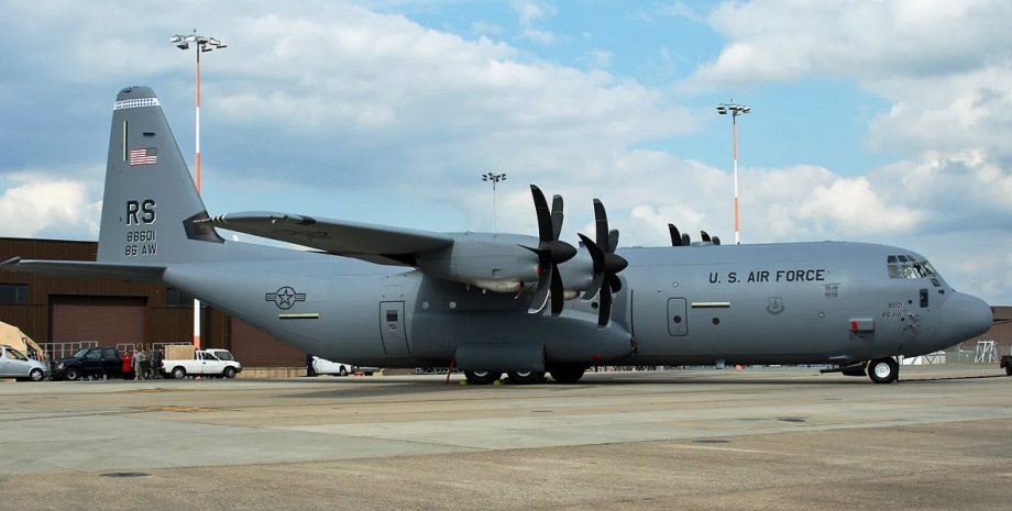 літак C-130J-30