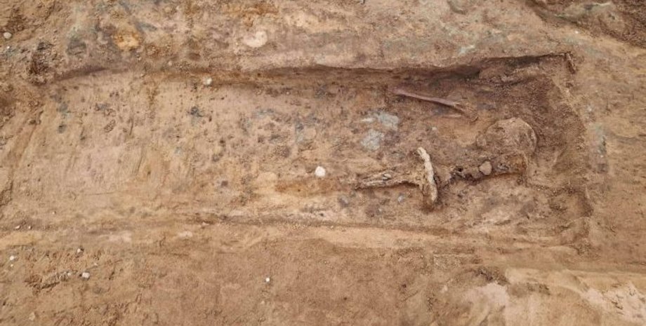 захоронение, статус, элита, меч, останки, человек, могила, церковь, происхождение, раскопки, Швеция, находка, средневековье, Дания, костел, монастырь, история, исследования, археология, археолог, ученые