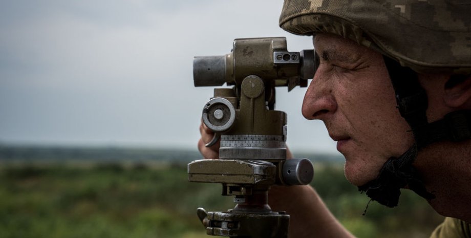 боєць, зсу, український військвий, українськи солдат, приціл, війна