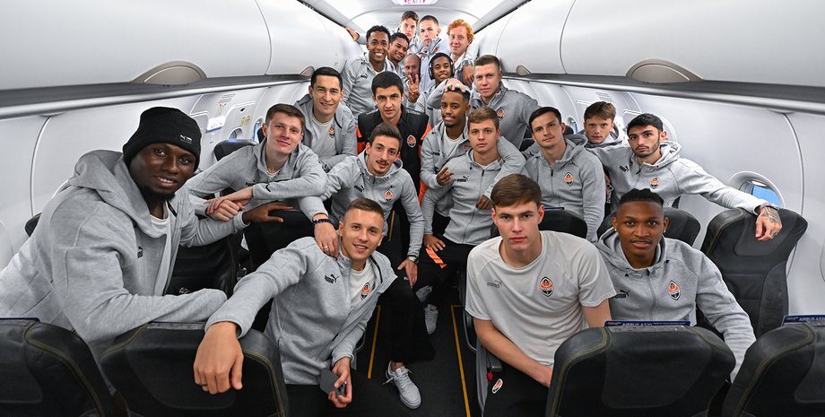 Футболисты "Шахтера"