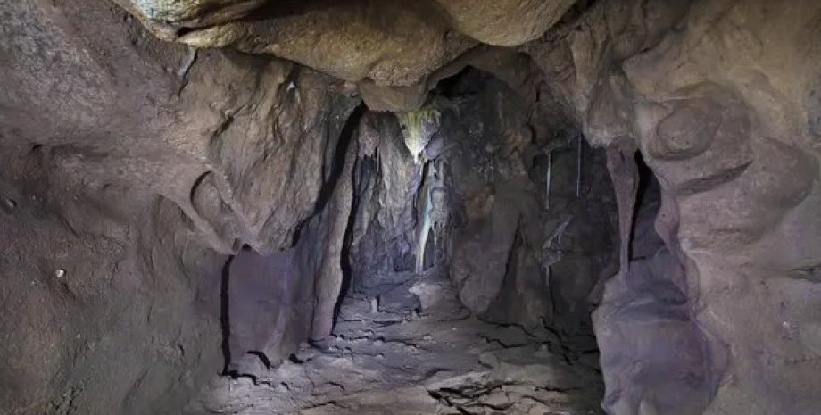 Пещера Вангард.