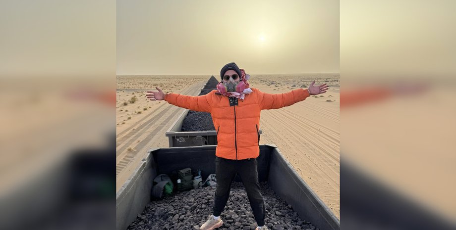 Гарри Джаггард 22 часа ехал на крыше поезда, перевозящего железную руду по Сахаре