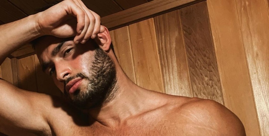 Сэм Асгари Сэм Асгари, Бритни Спирс роман