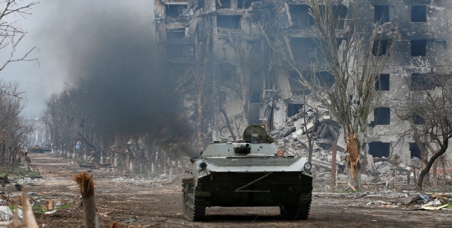 Танк ВС РФ, Авдеевка, наступление, война в Украине, фото