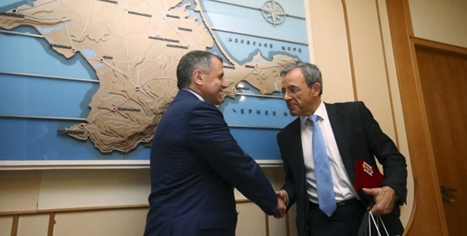 Французская делегация в аннексированном Крыму / Фото: Reuters