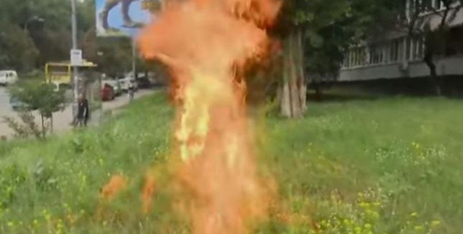 Скриншот с видео