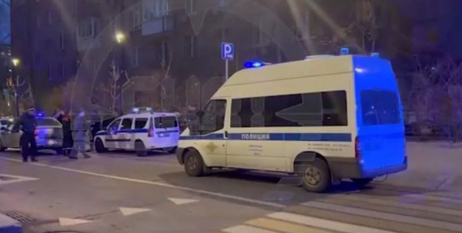 At the site of the explosion three meters from the apartment building formed a g...