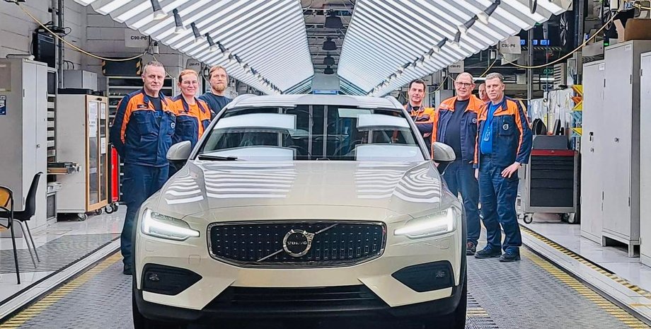 Volvo V60 CC, Volvo V60, дизельні Volvo, електромобілі Volvo