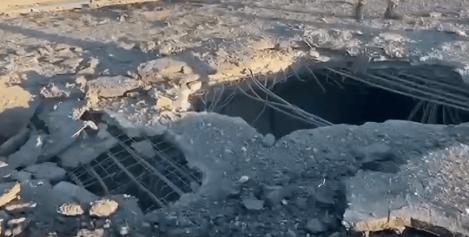 антонівський міст, антонівський міст у Херсонській області, антонівський міст Херсон, антонівський міст підірваний