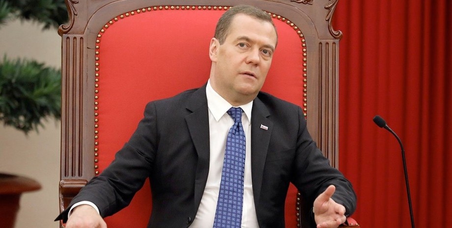 Дмитрий Медведев Дмитрий Медведев