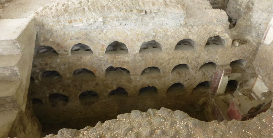 Ученые исследовали некрополь в Риме