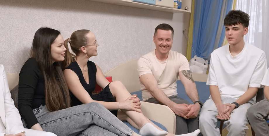 Чоловік на шоу Супермама