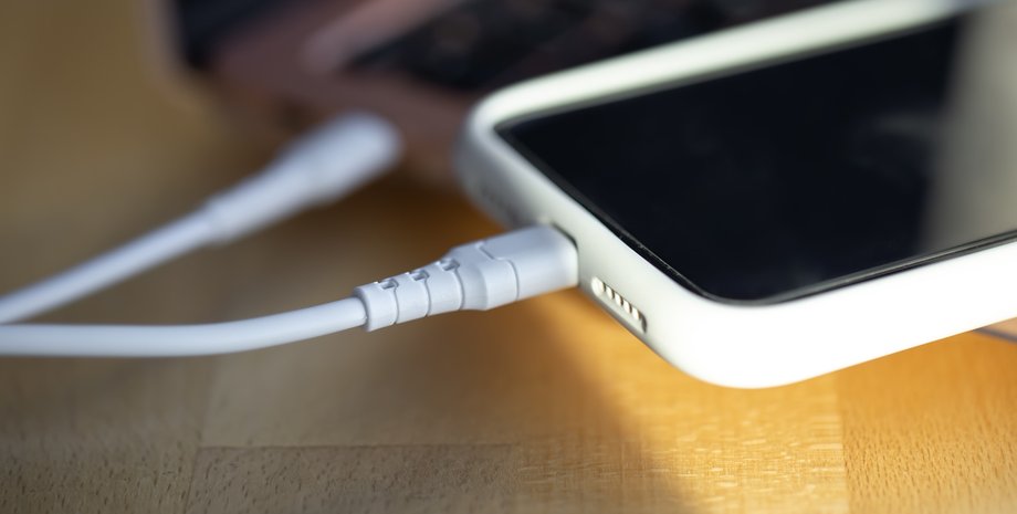 Зарядка, зарядное устройство, смартфон, фото