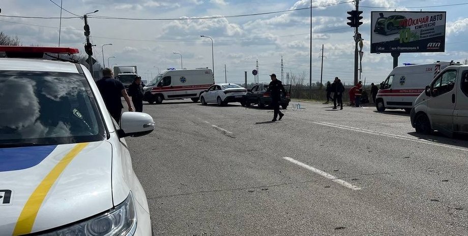 В Днепре после удара пожар после удара