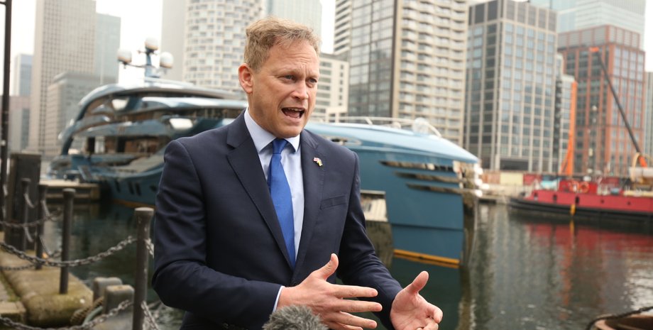 яхта phi, яхта фі, арештована яхта, затримана яхта, лондон, російський олігарх