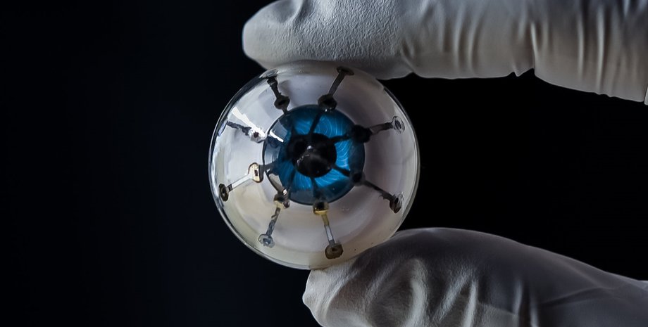 Ранний прототип бионического глаза. Университет Миннесоты