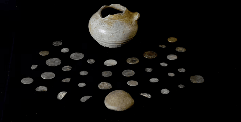 скарб, монети Шотландія, знахідка, артефакт, різанина, клан, правління, знахідка, розкопки, будинок, якобіти, повстання, археологія, археолог